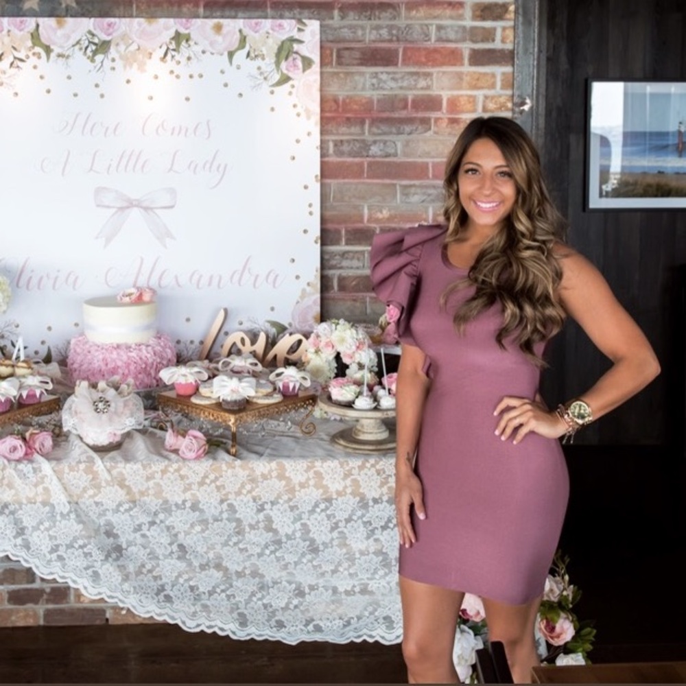 Meet your Posher, Allyson